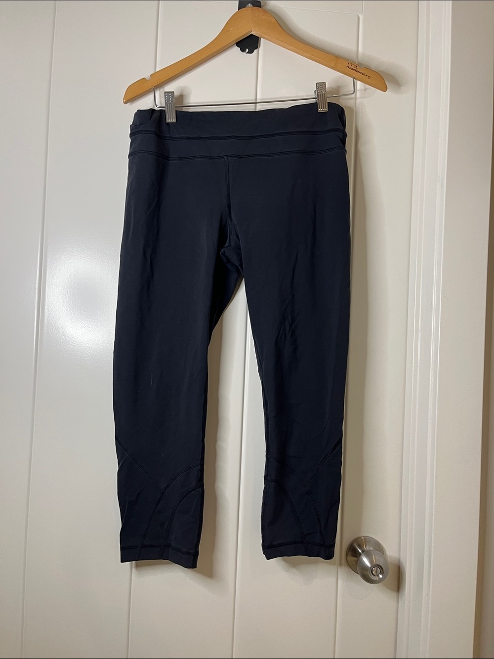 lululemon athletica Navy Cropped Leggings